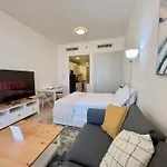 Dar Vacation - High Floor Studio With View - Jvc