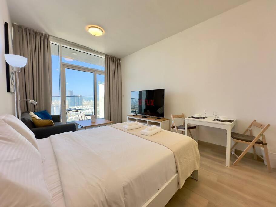 Dar Vacation - High Floor With View - Jvc Dubai