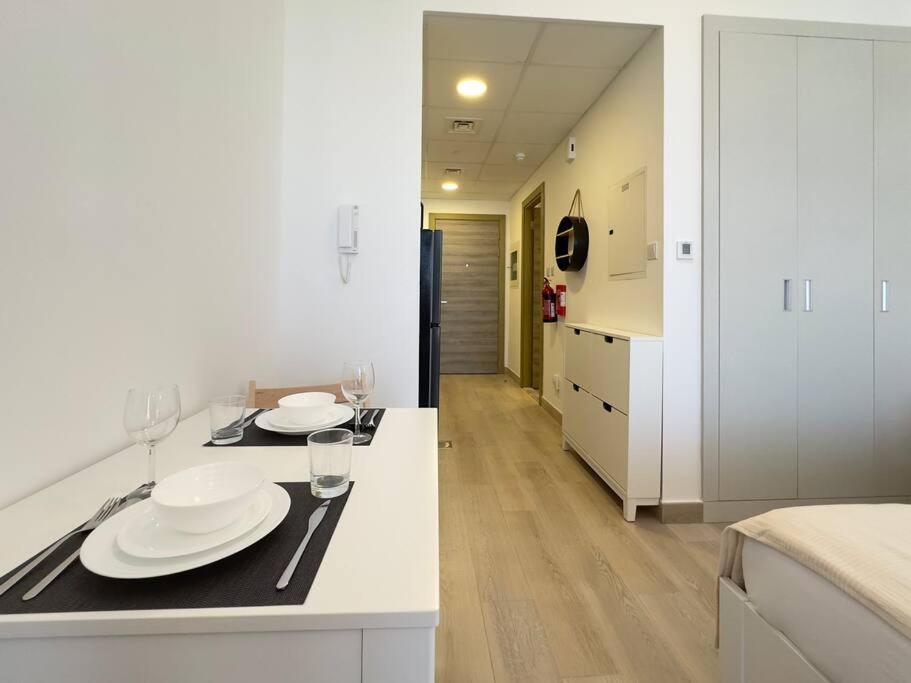 Apartment Dar Vacation - High Floor With View - Jvc