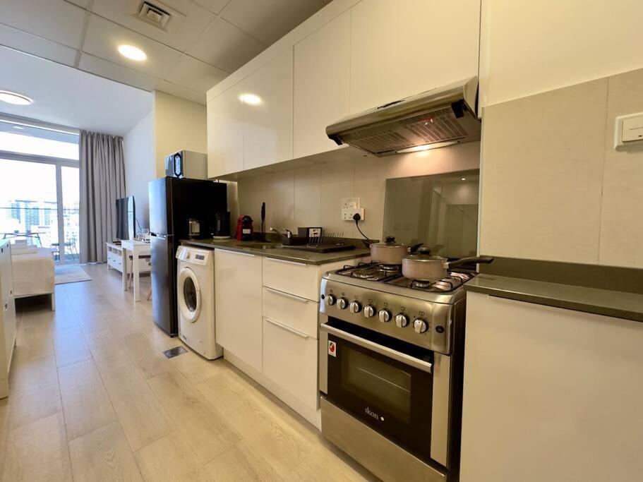 Dar Vacation - High Floor With View - Jvc Dubai